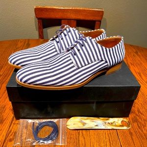 Taft The Kennedy Striped Shoes
